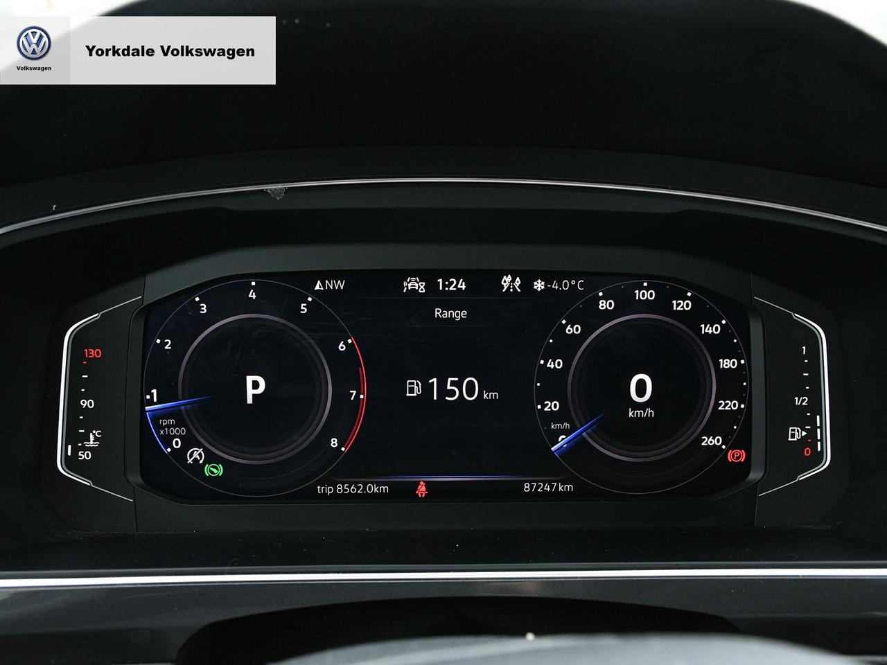 2021 Volkswagen Tiguan 4Motion Photo