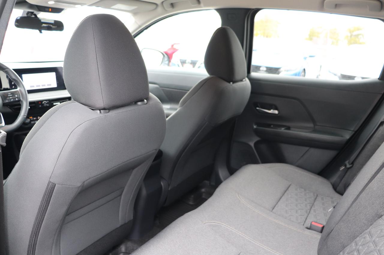 2025 Nissan Kicks SV FWD Photo