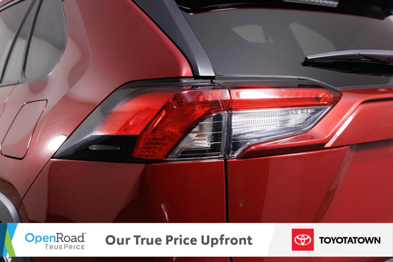 2022 Toyota RAV4 XLE PREMIUM! CERTIFIED PRE OWNED! ACCIDENT FREE! E Photo