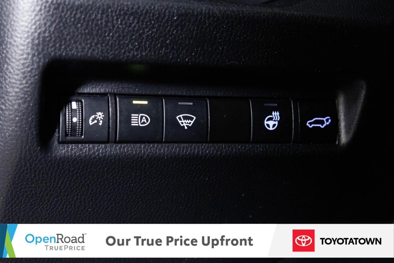 2022 Toyota RAV4 XLE PREMIUM! CERTIFIED PRE OWNED! ACCIDENT FREE! E Photo