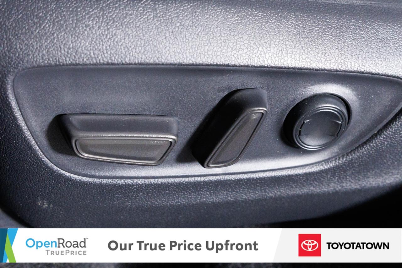 2022 Toyota RAV4 XLE PREMIUM! CERTIFIED PRE OWNED! ACCIDENT FREE! E Photo