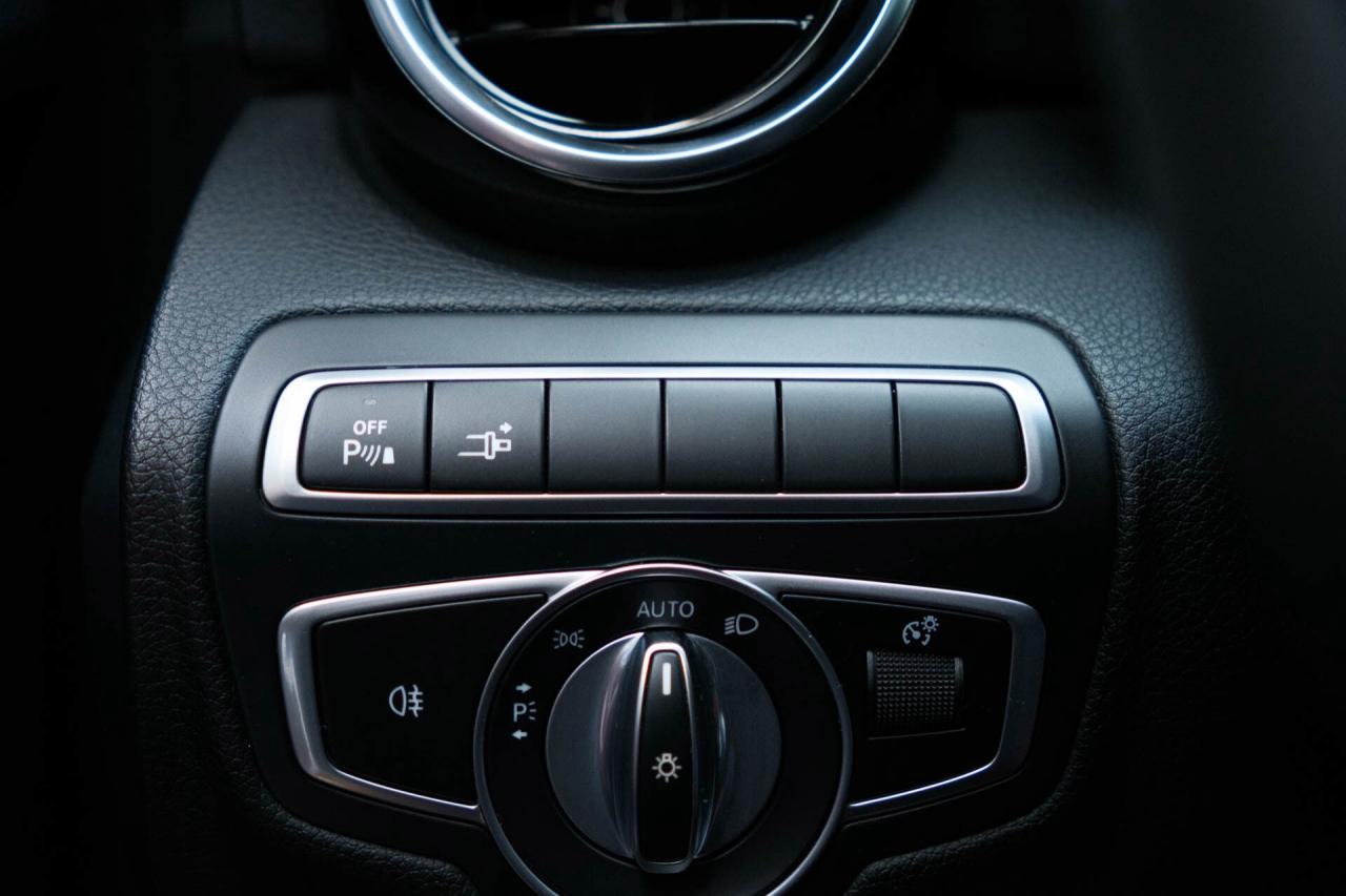 2020 Mercedes-Benz C-Class AMG43 Coupe Photo