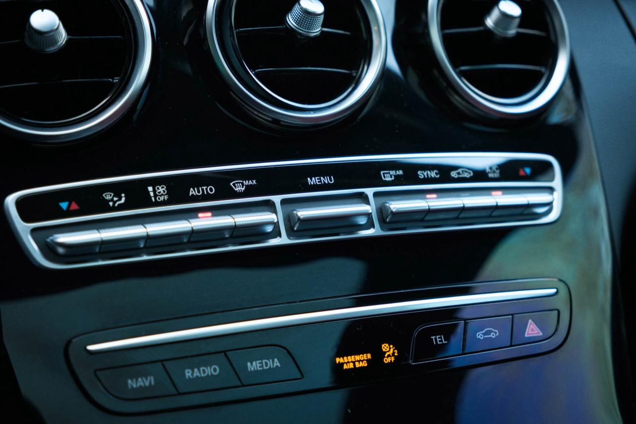 2020 Mercedes-Benz C-Class AMG43 Coupe Photo