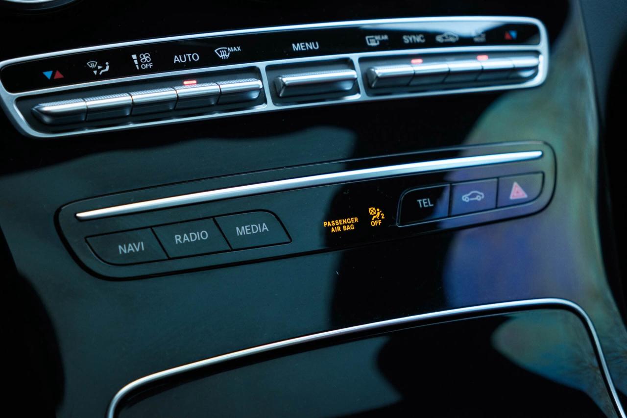 2020 Mercedes-Benz C-Class AMG43 Coupe Photo