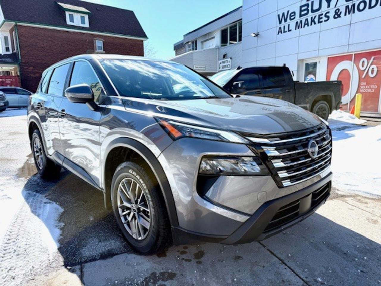 2024 Nissan Rogue S AWD, APPLE CARPLAY, BLIND SPOT, BLUETOOTH, ALLOY Photo