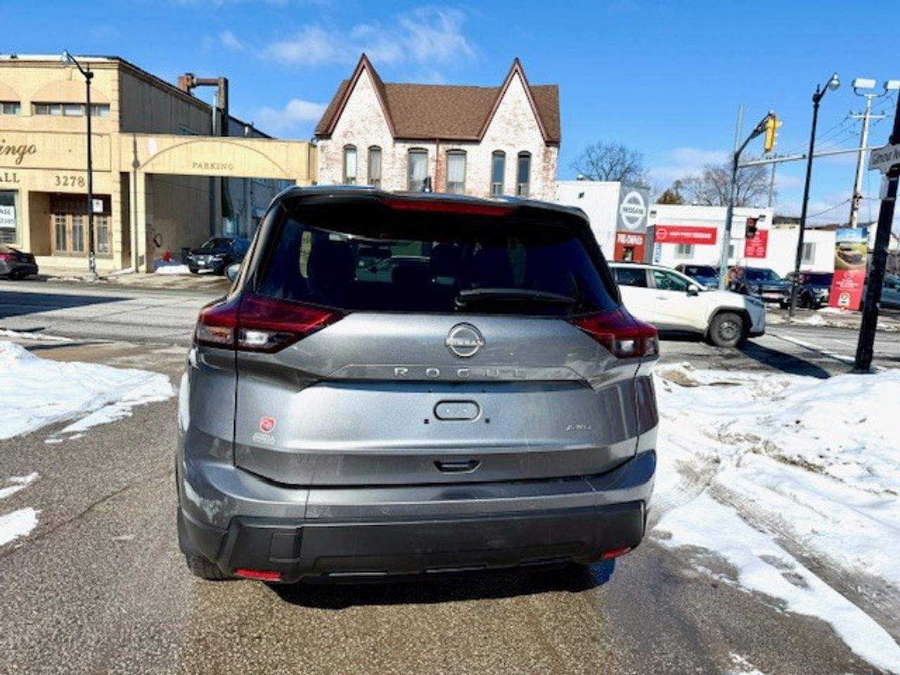 2024 Nissan Rogue S AWD, APPLE CARPLAY, BLIND SPOT, BLUETOOTH, ALLOY Photo