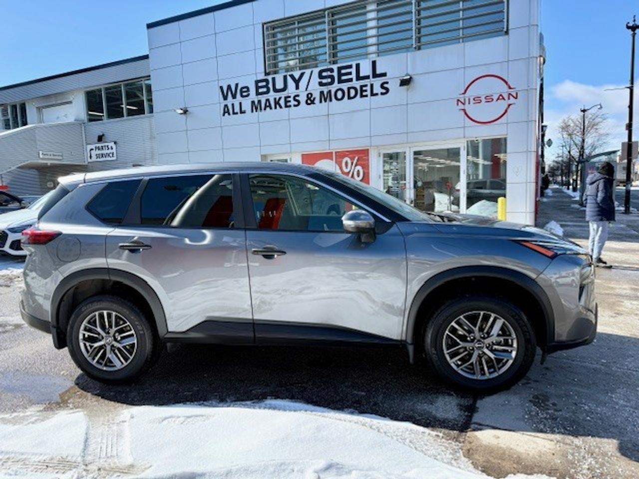 2024 Nissan Rogue S AWD, APPLE CARPLAY, BLIND SPOT, BLUETOOTH, ALLOY Photo3