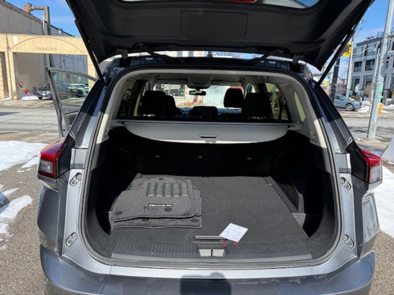 2024 Nissan Rogue S AWD, APPLE CARPLAY, BLIND SPOT, BLUETOOTH, ALLOY Photo