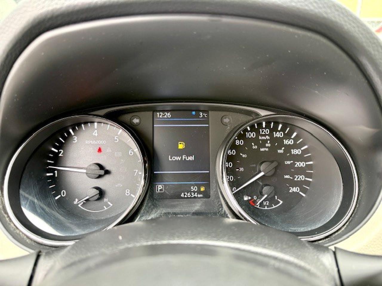 2023 Nissan Qashqai S AWD, APPLE CARPLAY, BLIND SPOT, BLUETOOTH, ALLOY Photo