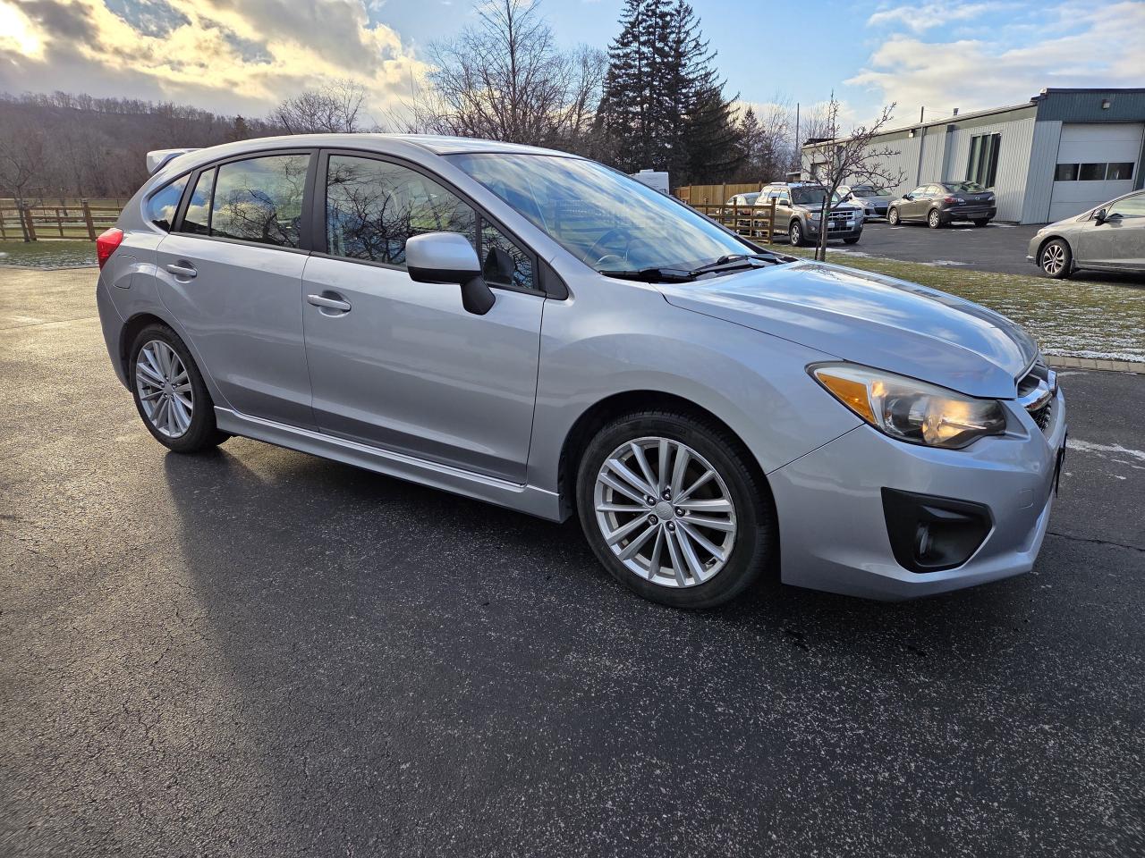 2013 Subaru Impreza 5dr HB Auto, 2.0i w/Touring Pkg, Only 76Kms Photo2