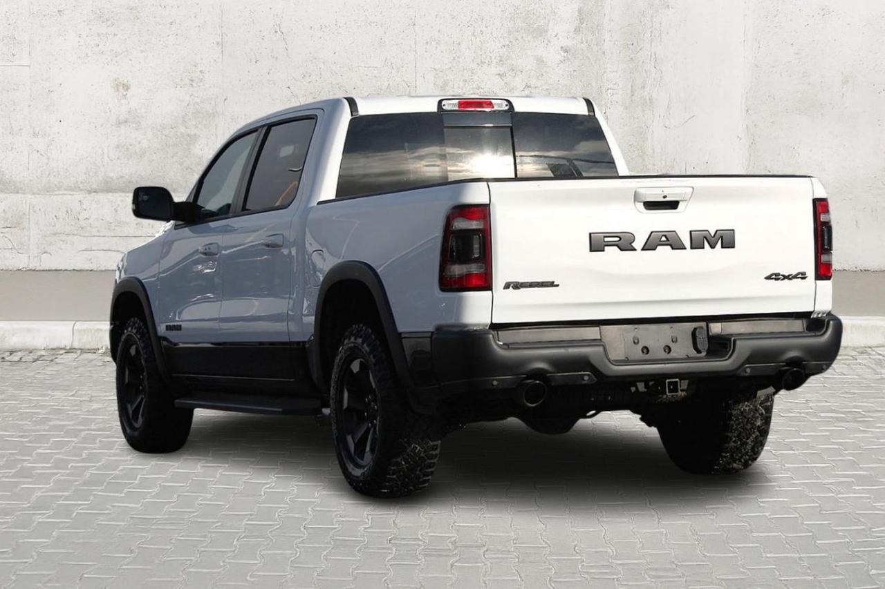 2020 RAM 1500 Rebel 4x4 Crew Cab 5'7  Box Photo3