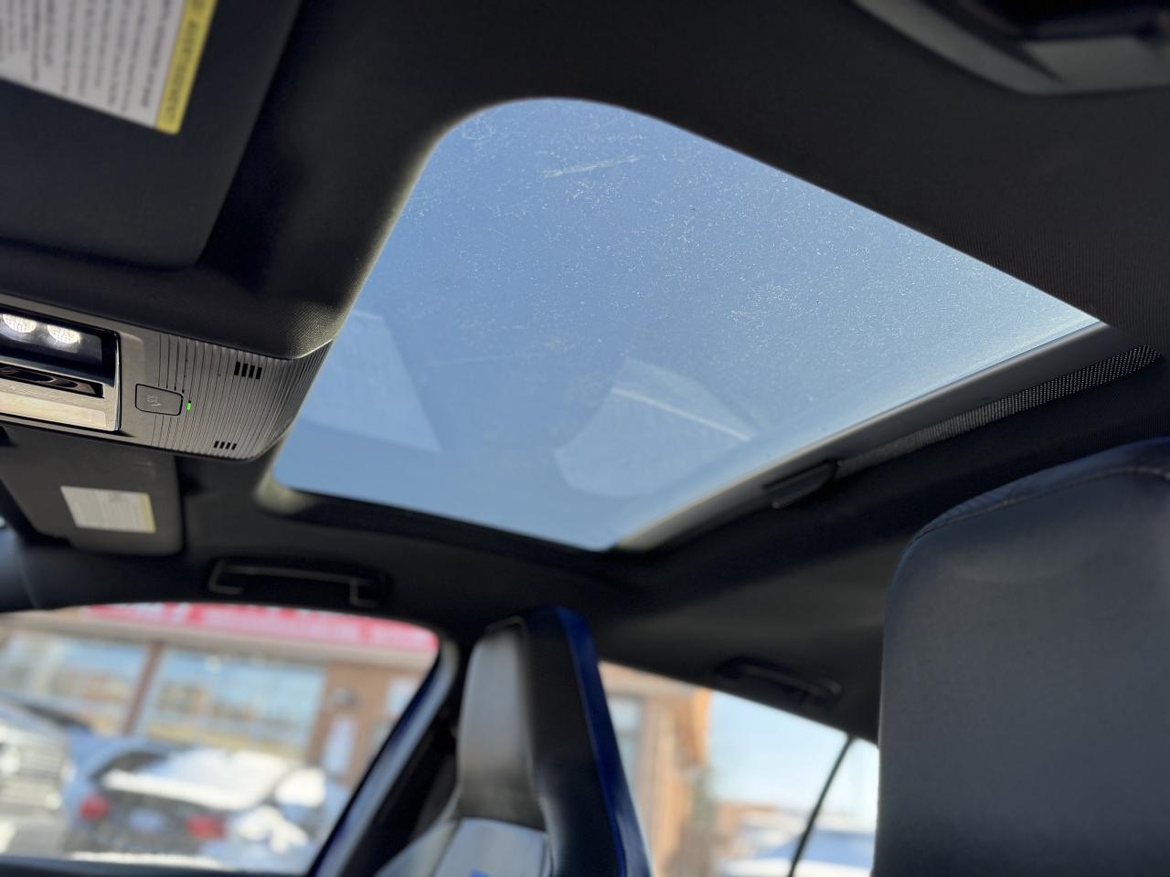 2022 Volkswagen Golf R Manual   Sunroof   Lapiz Blue Photo