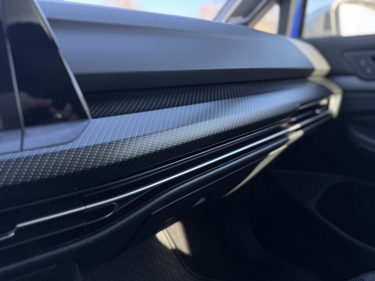 2022 Volkswagen Golf R Manual   Sunroof   Lapiz Blue Photo