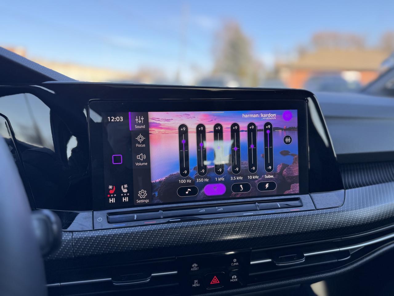 2022 Volkswagen Golf R Manual   Sunroof   Lapiz Blue Photo