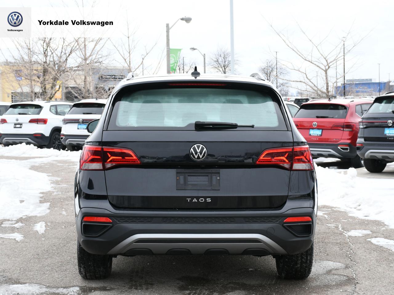 2023 Volkswagen Taos  Photo4
