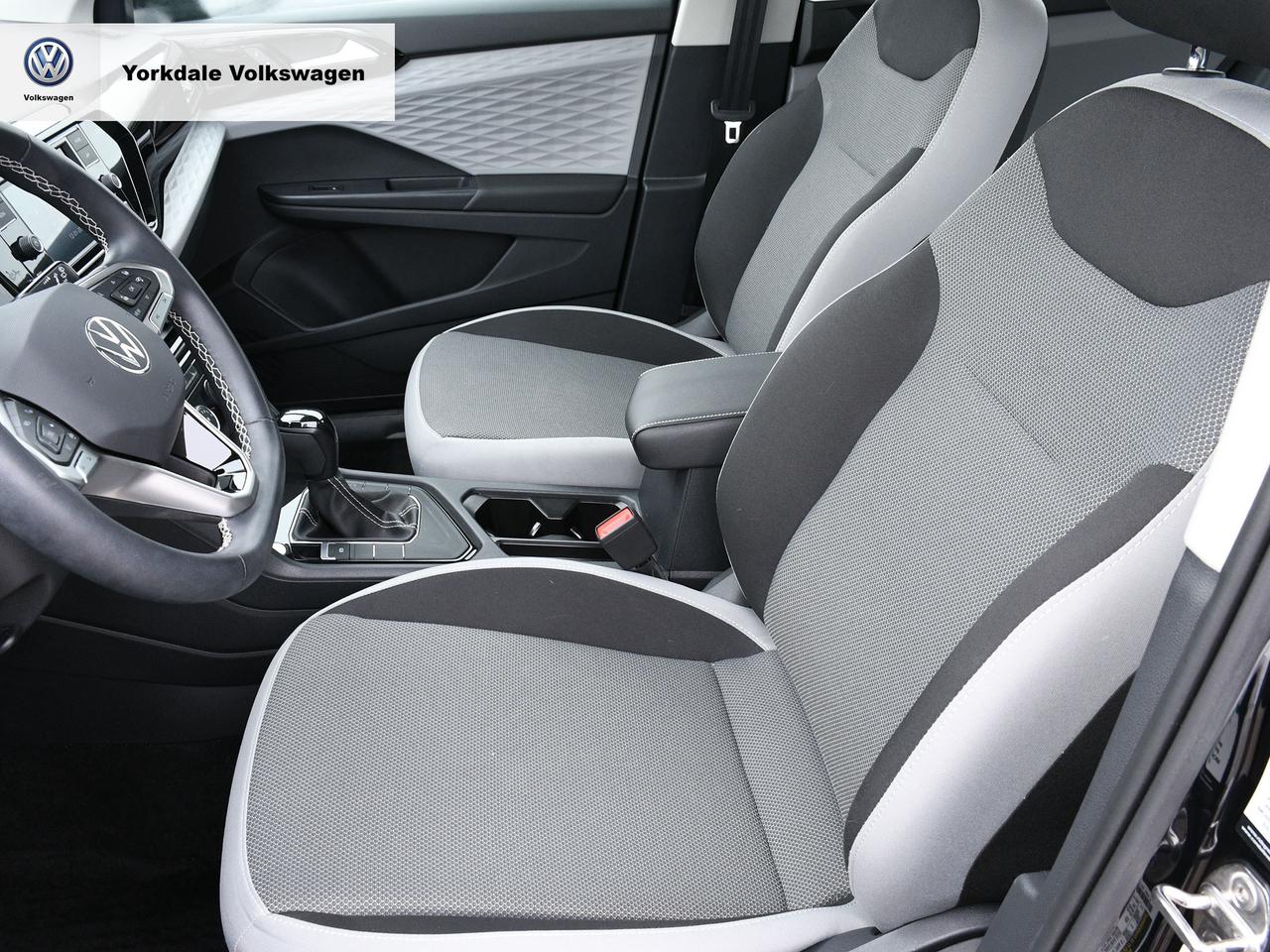 2023 Volkswagen Taos  Photo