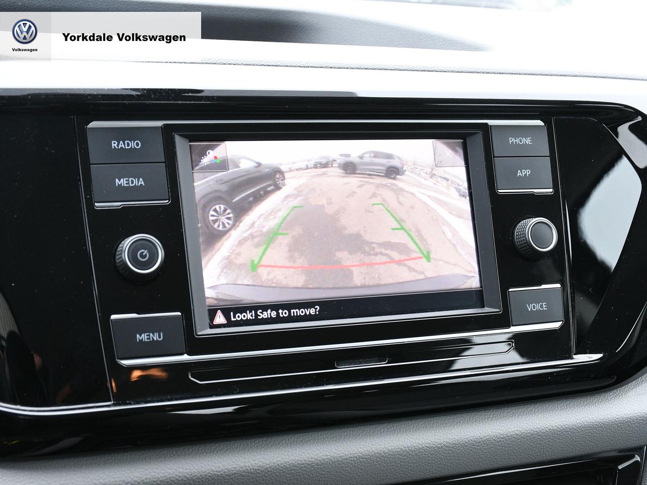 2023 Volkswagen Taos  Photo