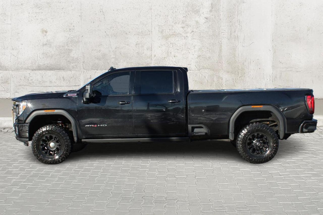 2023 GMC Sierra  Photo2