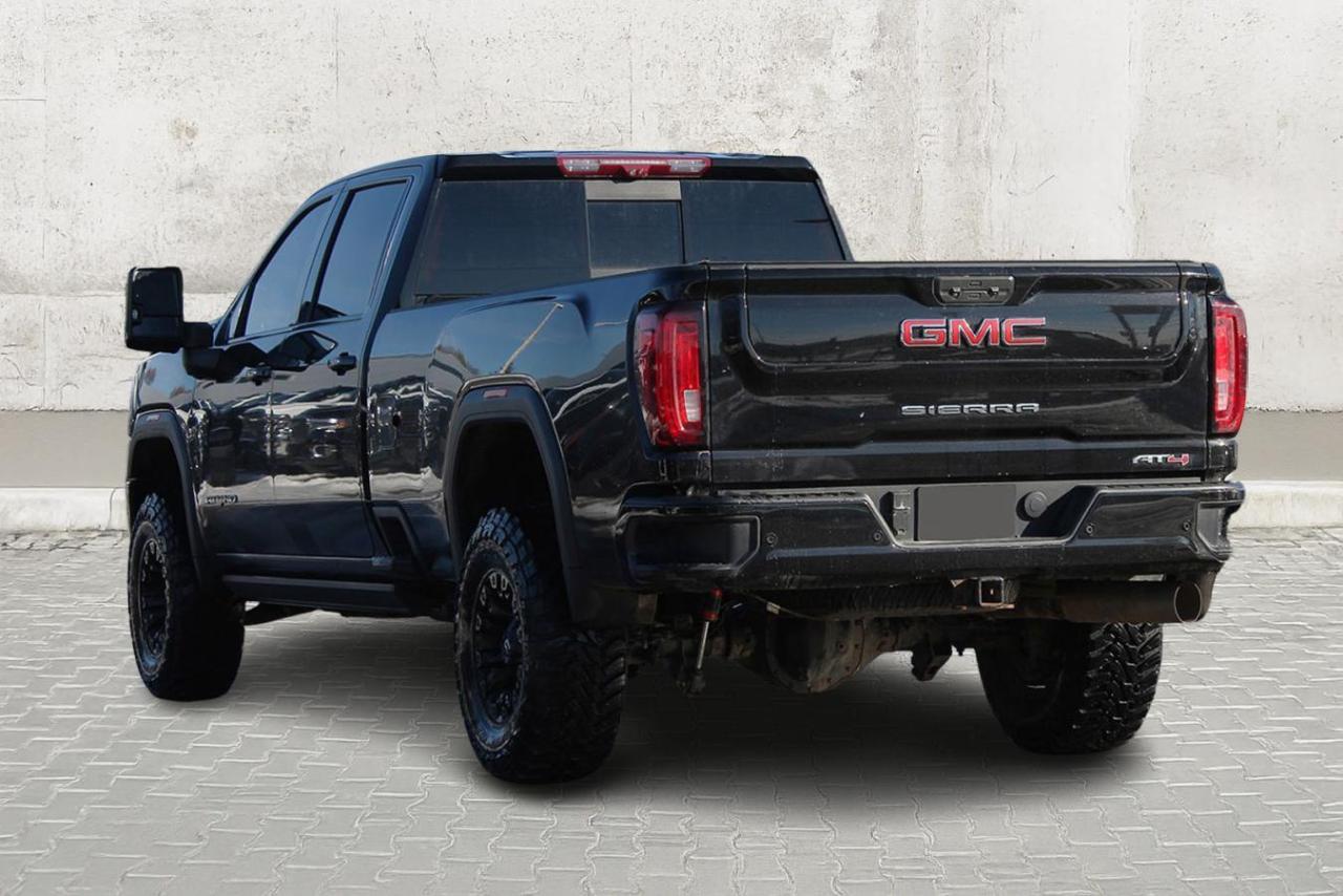2023 GMC Sierra  Photo3