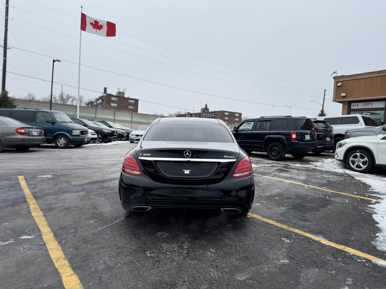 2017 Mercedes-Benz C-Class C300 4MATIC / CleanCarfax / MINT! Photo