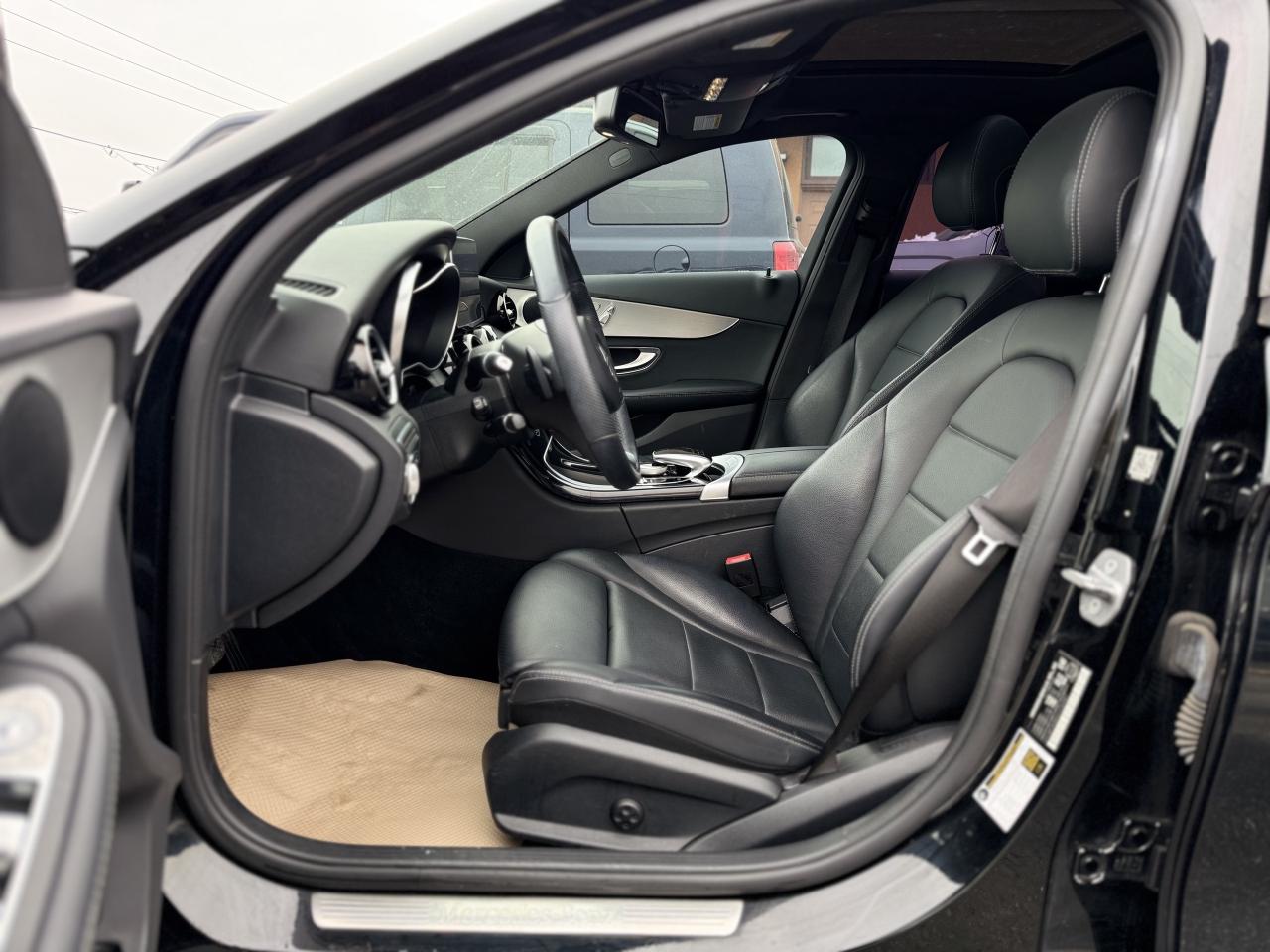 2017 Mercedes-Benz C-Class C300 4MATIC / CleanCarfax / MINT! Photo