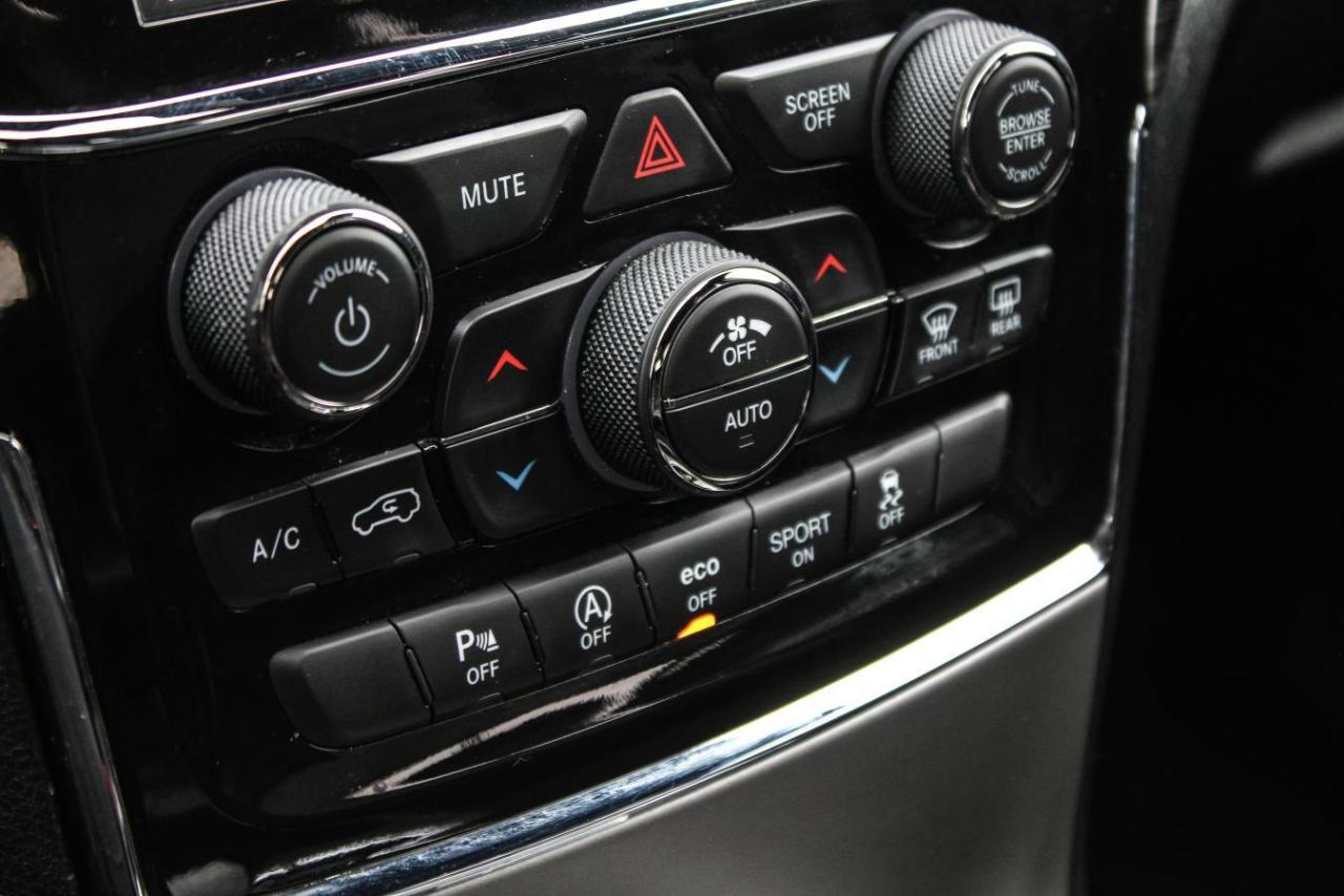 2021 Jeep Grand Cherokee ALTITUDE 4X4 Photo