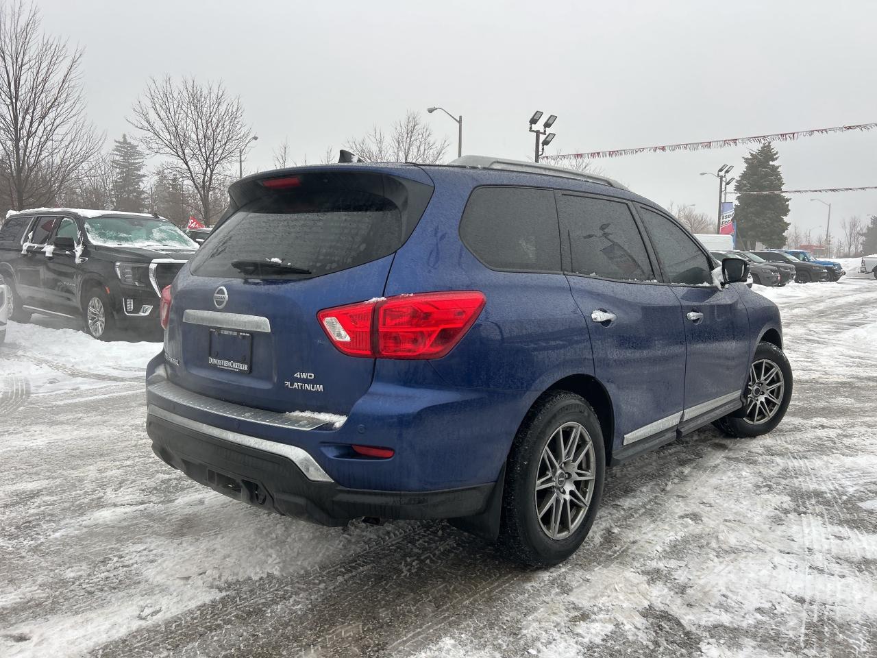 2018 Nissan Pathfinder 4x4 Platinum Photo
