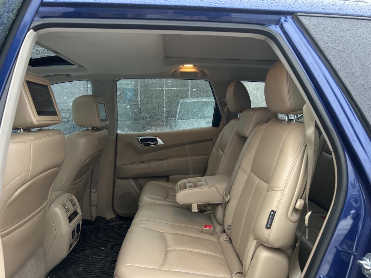 2018 Nissan Pathfinder 4x4 Platinum Photo