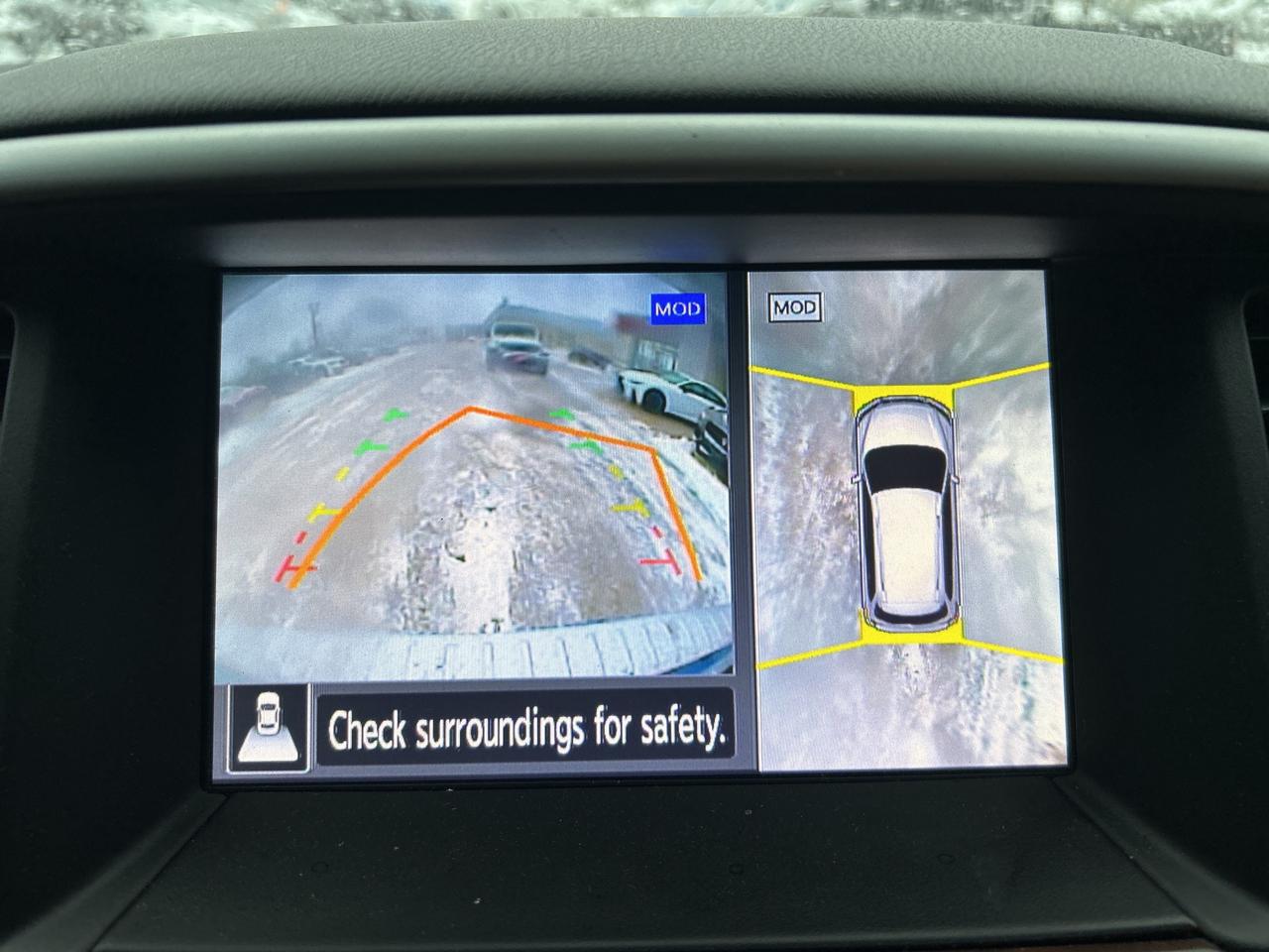 2018 Nissan Pathfinder Platinum 4x4 w/Moonroof, Bose Audio, DVD Player Photo