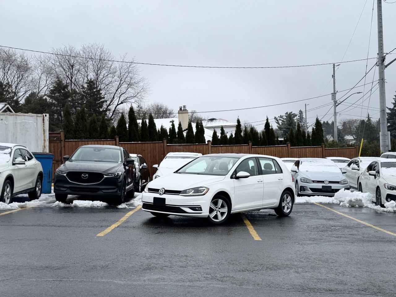 2018 Volkswagen Golf LED LIGHTS   Leather Seats! Photo0