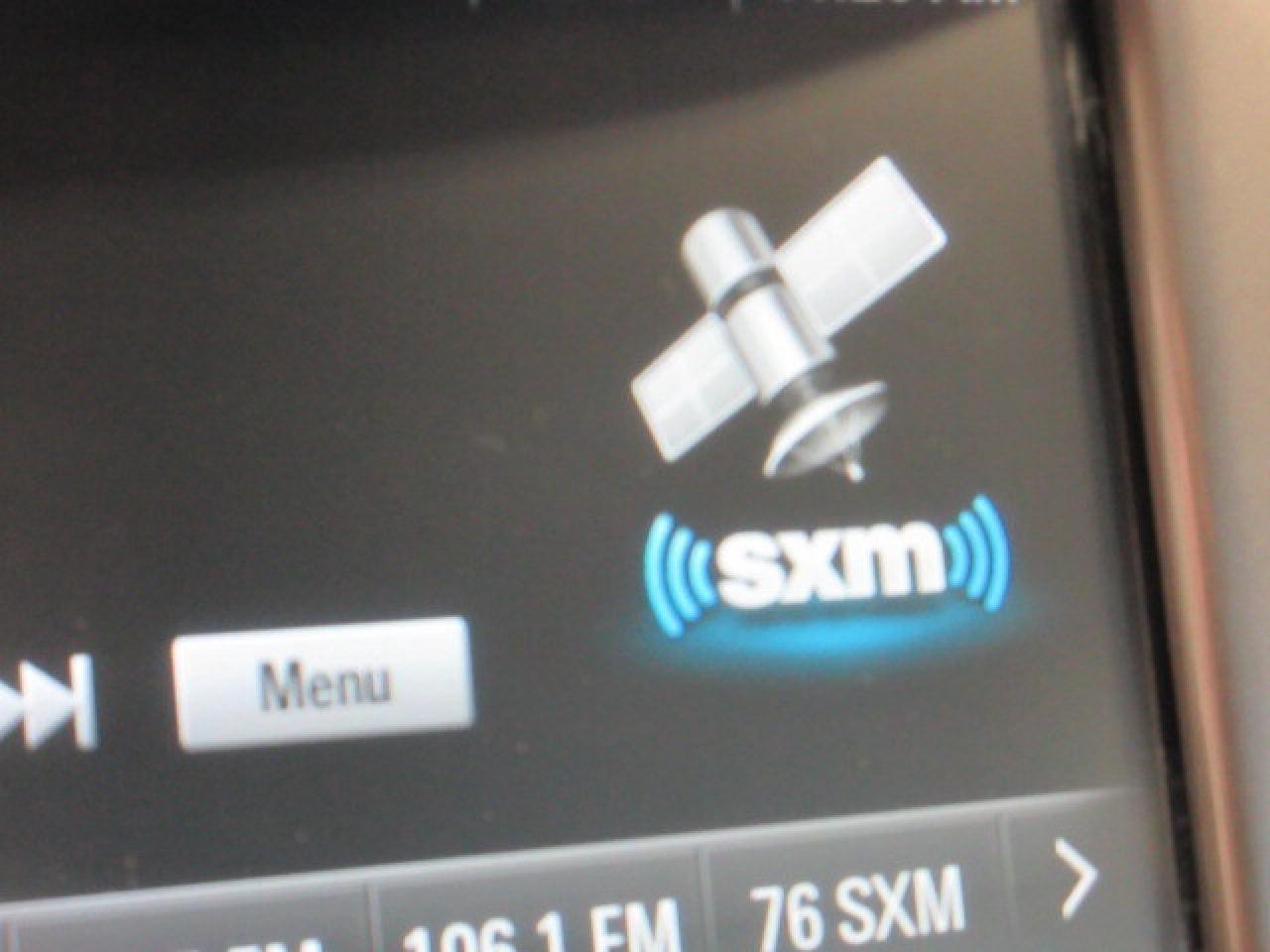 2017 Chevrolet Cruze LT, APPLE/ANDROID, A/C, BT, CAMERA, ALLOYS, 69K! Photo