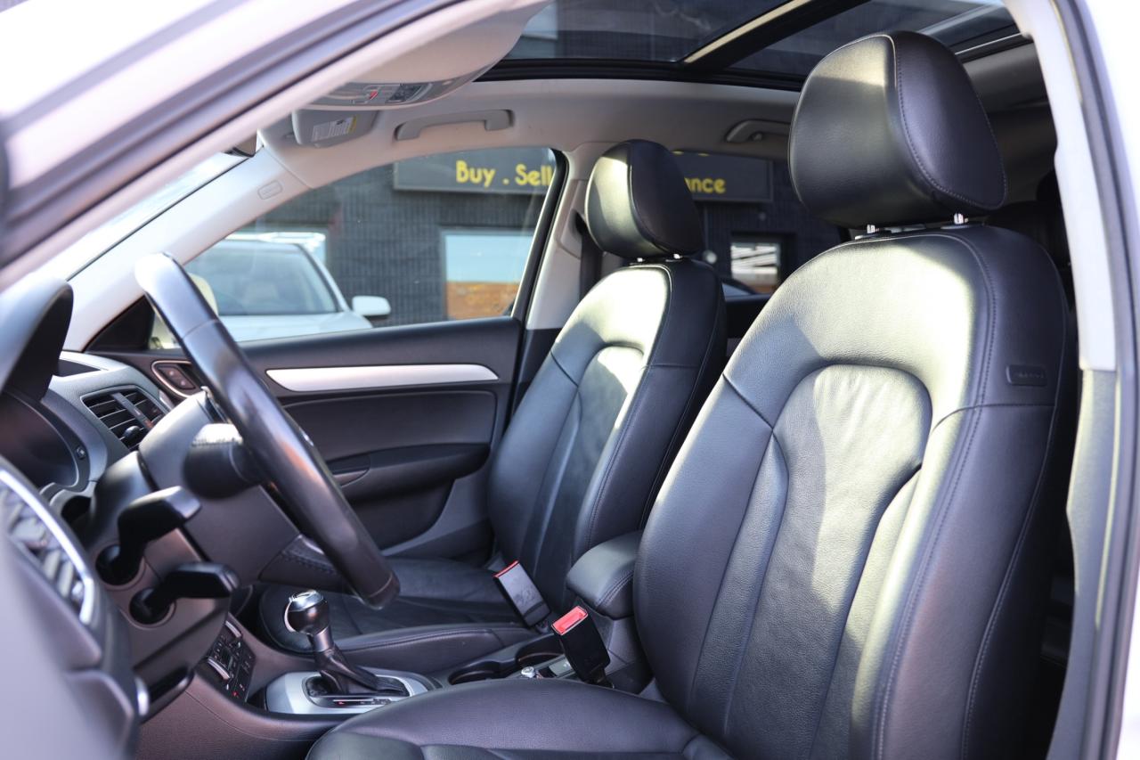 2017 Audi Q3 TECHNIK-S LINE-AWD/NAV/LEATHER/PANOROOF/B CAM/BLIS Photo