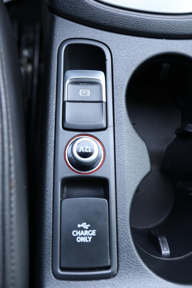 2017 Audi Q3 TECHNIK-S LINE-AWD/NAV/LEATHER/PANOROOF/B CAM/BLIS Photo