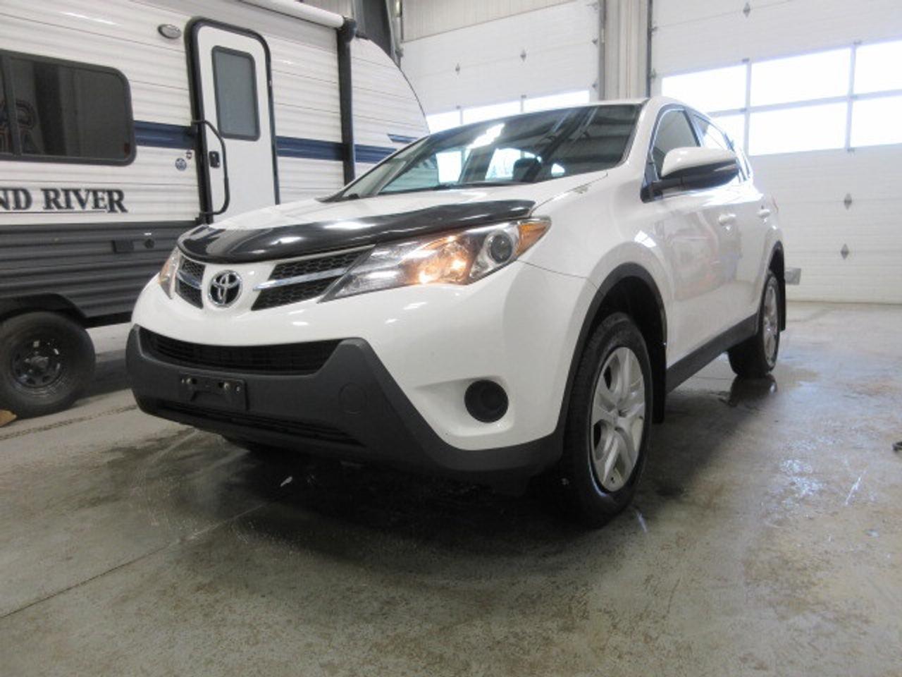 2015 Toyota RAV4 CLEAN CARFAX, AWD, 138K! Photo