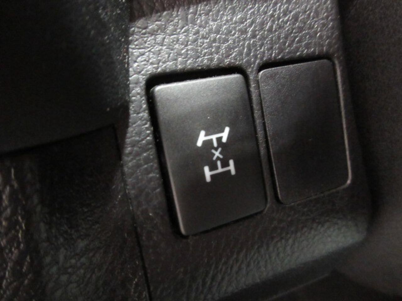 2015 Toyota RAV4 CLEAN CARFAX, AWD, 138K! Photo