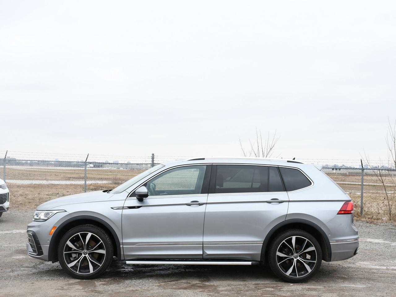 2022 Volkswagen Tiguan 4Motion Photo