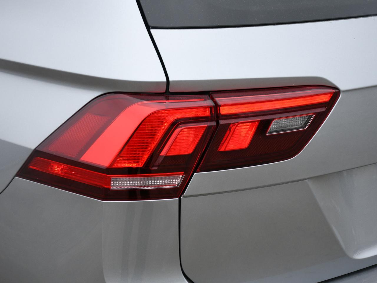 2022 Volkswagen Tiguan 4Motion Photo