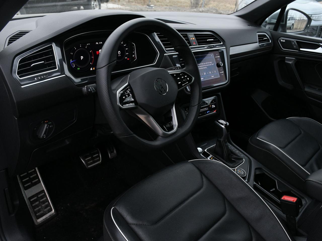 2022 Volkswagen Tiguan 4Motion Photo