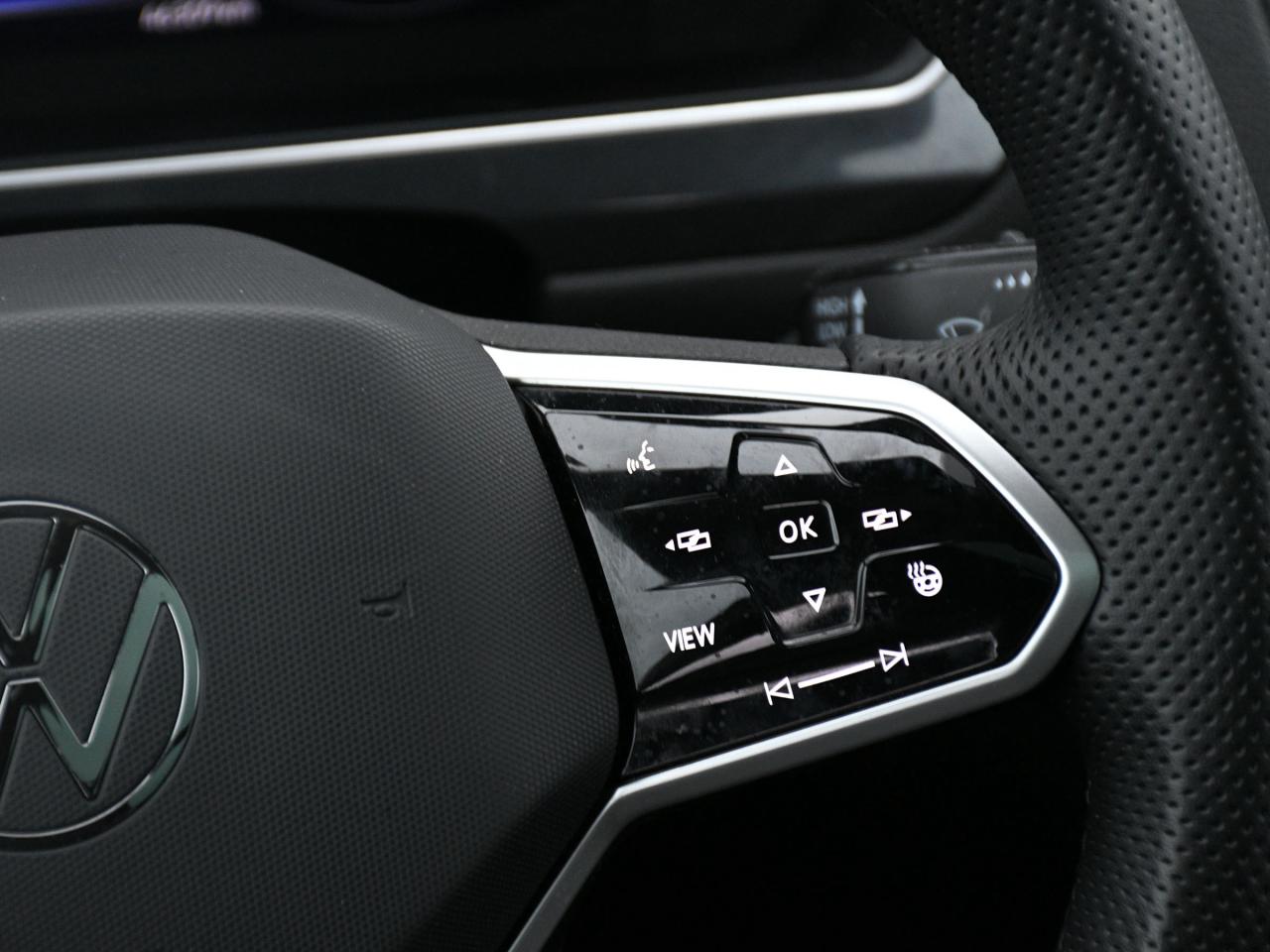 2022 Volkswagen Tiguan 4Motion Photo