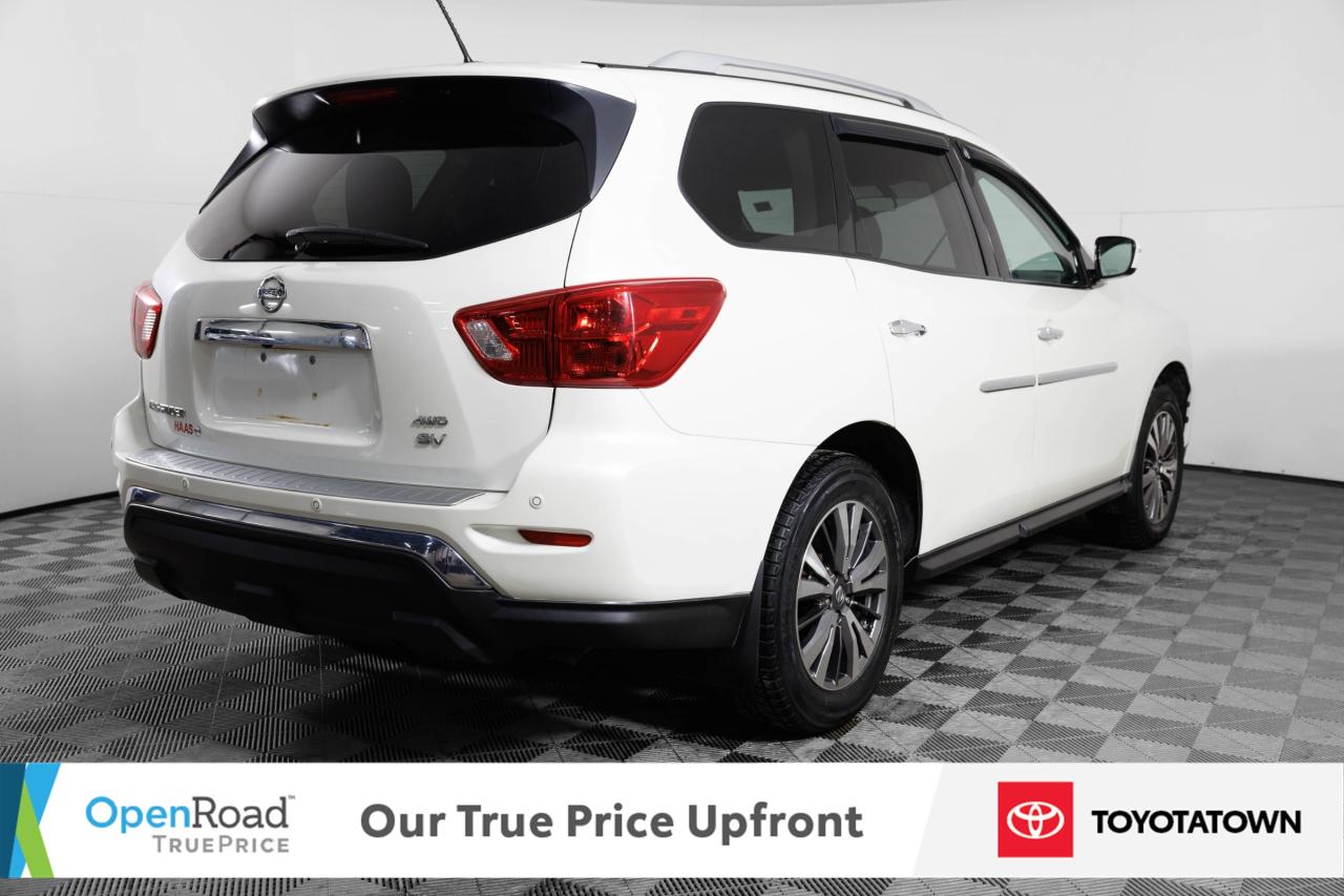 2017 Nissan Pathfinder SV! LOADED! LOW MILEAGE! Photo