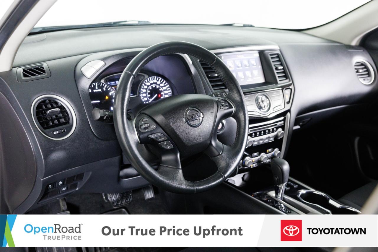 2017 Nissan Pathfinder SV! LOADED! LOW MILEAGE! Photo