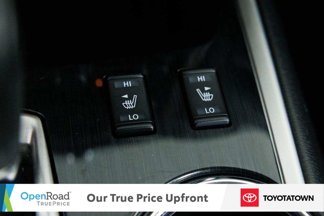 2017 Nissan Pathfinder SV! LOADED! LOW MILEAGE! Photo