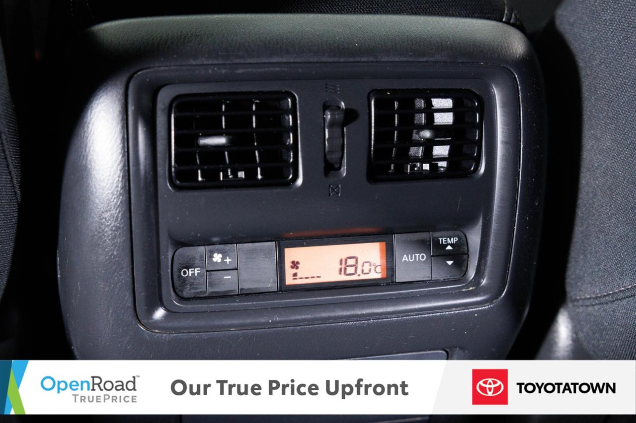 2017 Nissan Pathfinder SV! LOADED! LOW MILEAGE! Photo