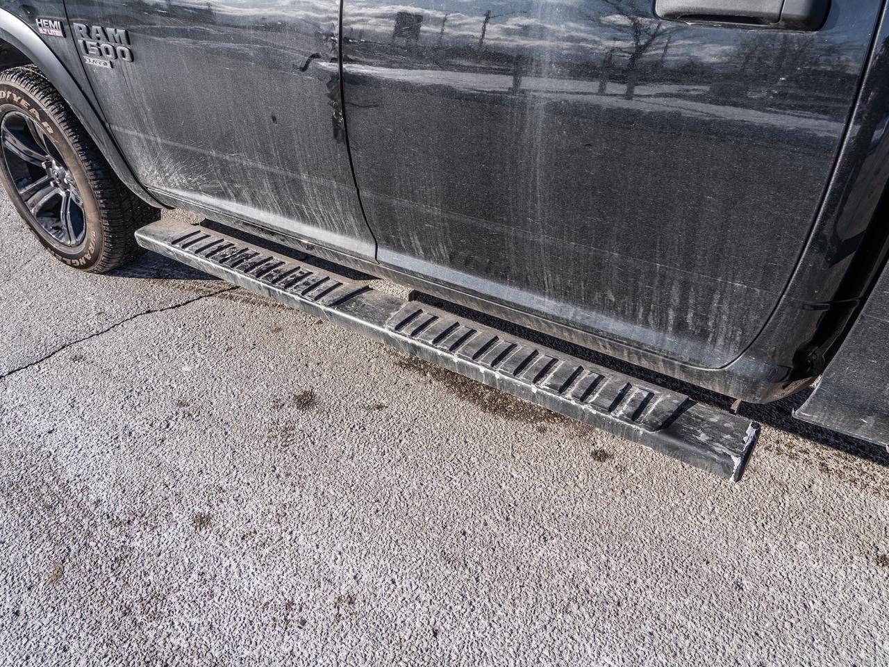 2024 RAM 1500 Classic Warlock  SPT HOOD  HETED SEATS  UTILITY GRP Photo4