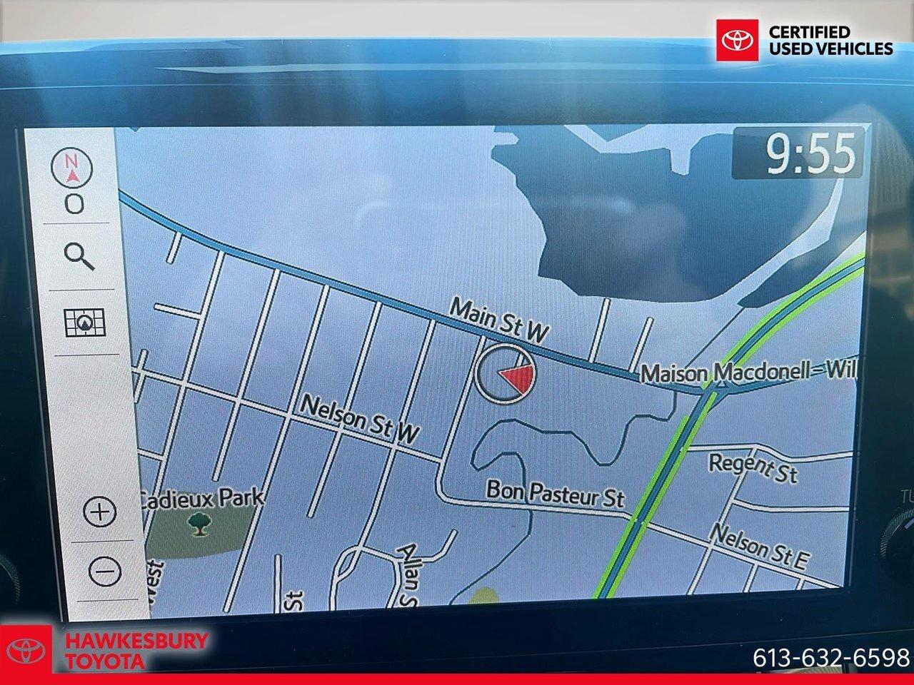 2024 Toyota Sienna AWD LIMITED leather interior, heated and ventilate Photo