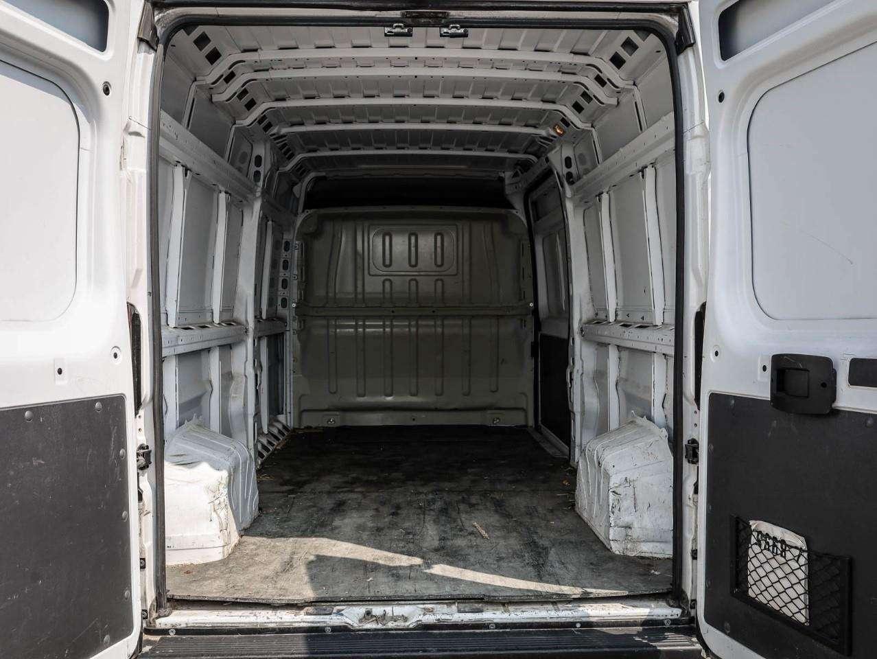 2019 RAM ProMaster High Roof LOCAL TRADE, HIGH ROOF! Photo