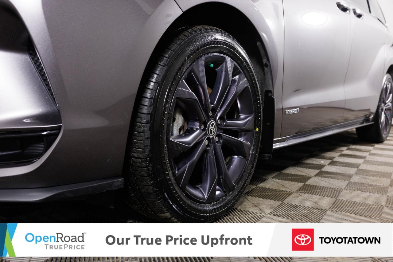 2021 Toyota Sienna XSE! CERTIFIED PRE OWNED! ELIGIBLE FOR OPEN ROAD L Photo