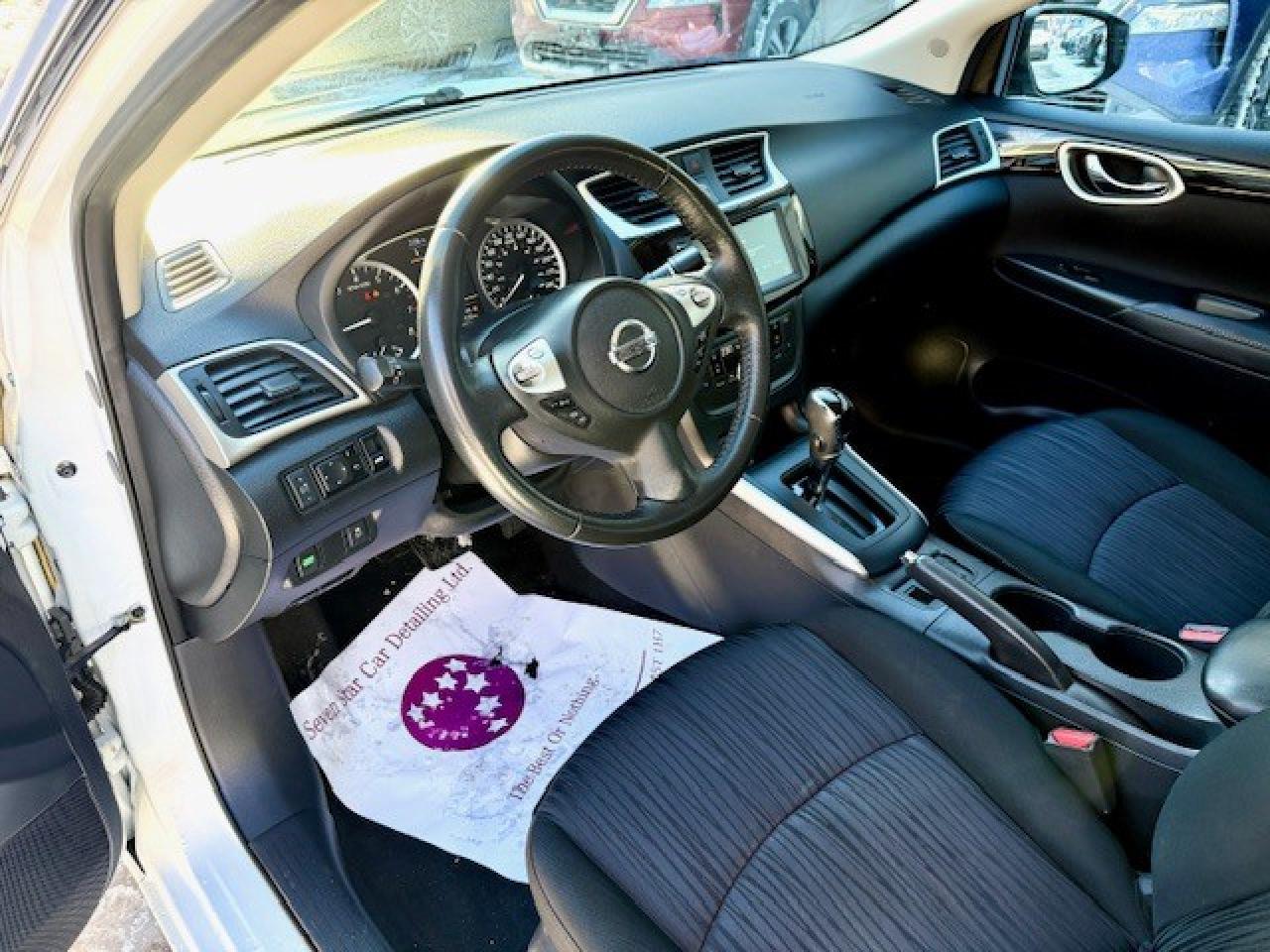 2019 Nissan Sentra SV, APPLE CARPLAY, HEATED SEATS, PUSH BUTTON, SIRI Photo