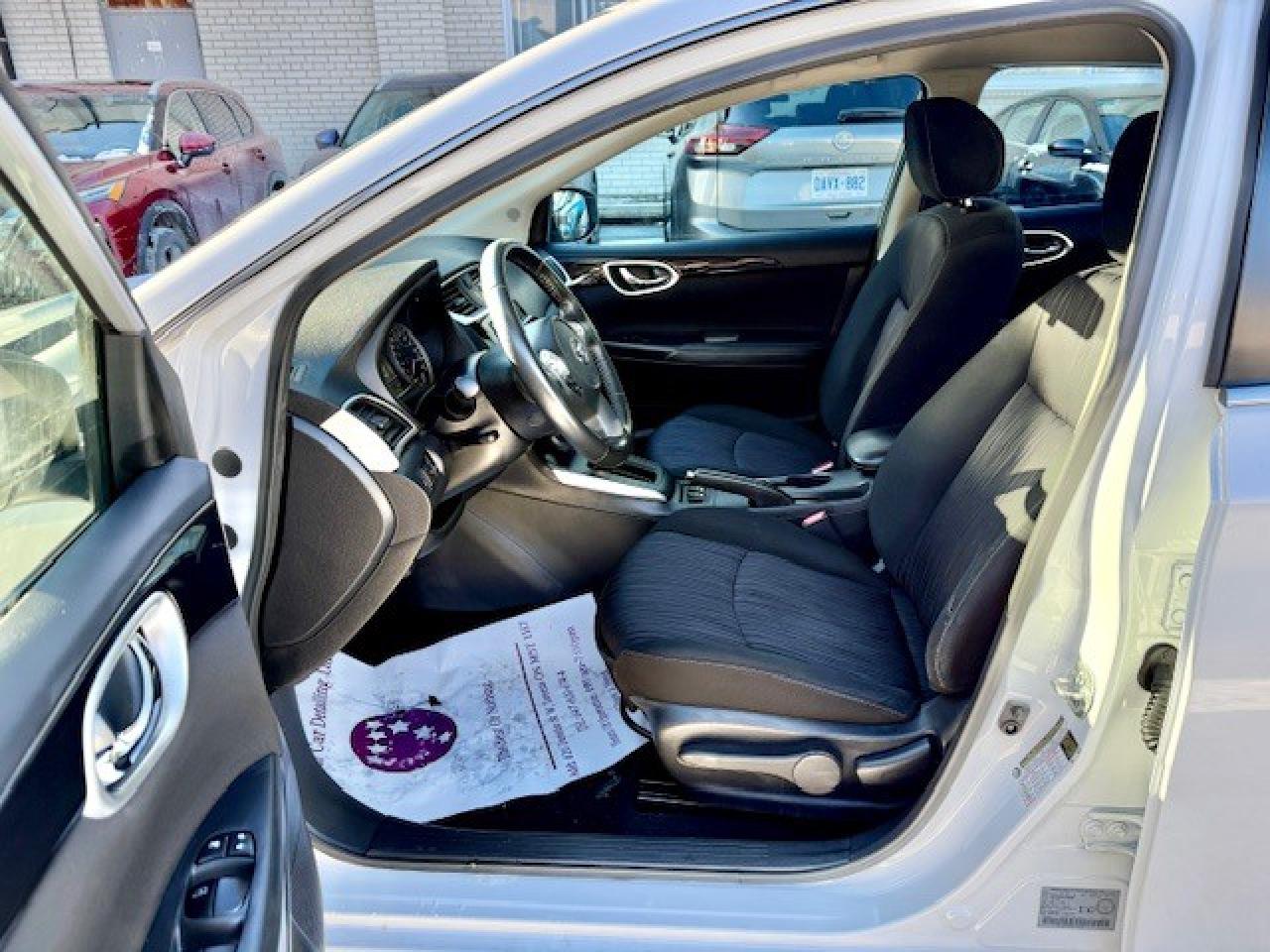 2019 Nissan Sentra SV, APPLE CARPLAY, HEATED SEATS, PUSH BUTTON, SIRI Photo