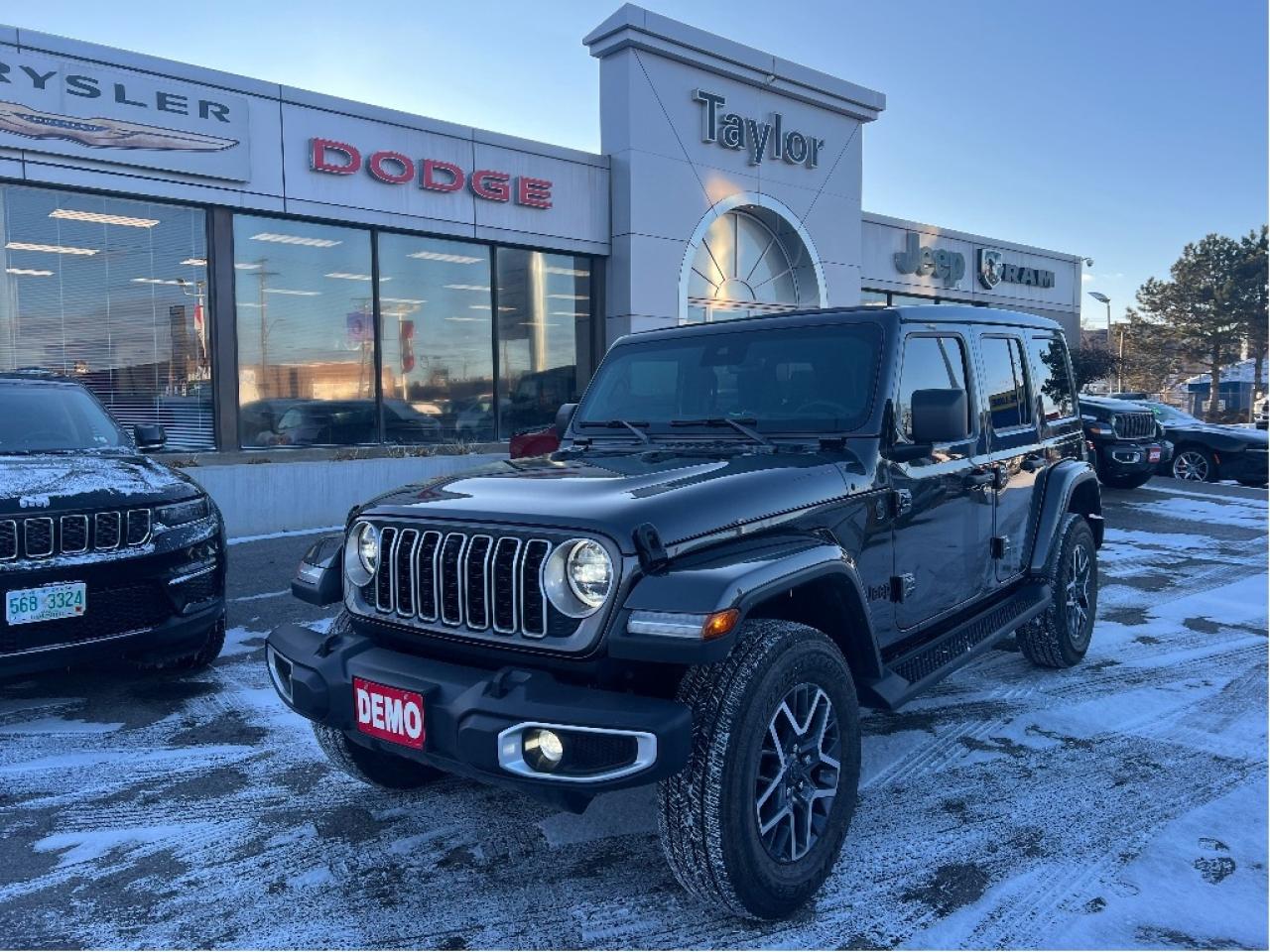2025 Jeep Wrangler Sahara 4x4 V6 Demonstrator *LTHR *POWER SKYTOP Photo